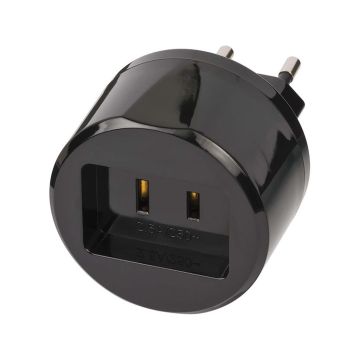 Travel-Adapter-USA-to-Europe-with-2.5-A-Fuse-1