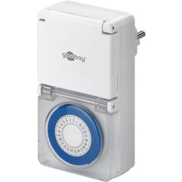 Analogue-timer-IP44-white--controls-electronic-devices-easily-and-precisely-even-in-outdoor-areas-1